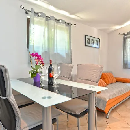 Vesna 1642 Apartment *