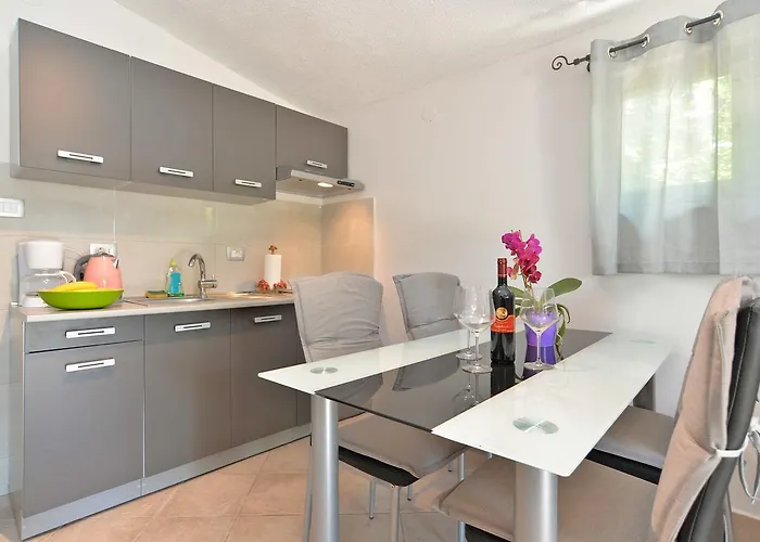 דירה Vesna 1642 פולה